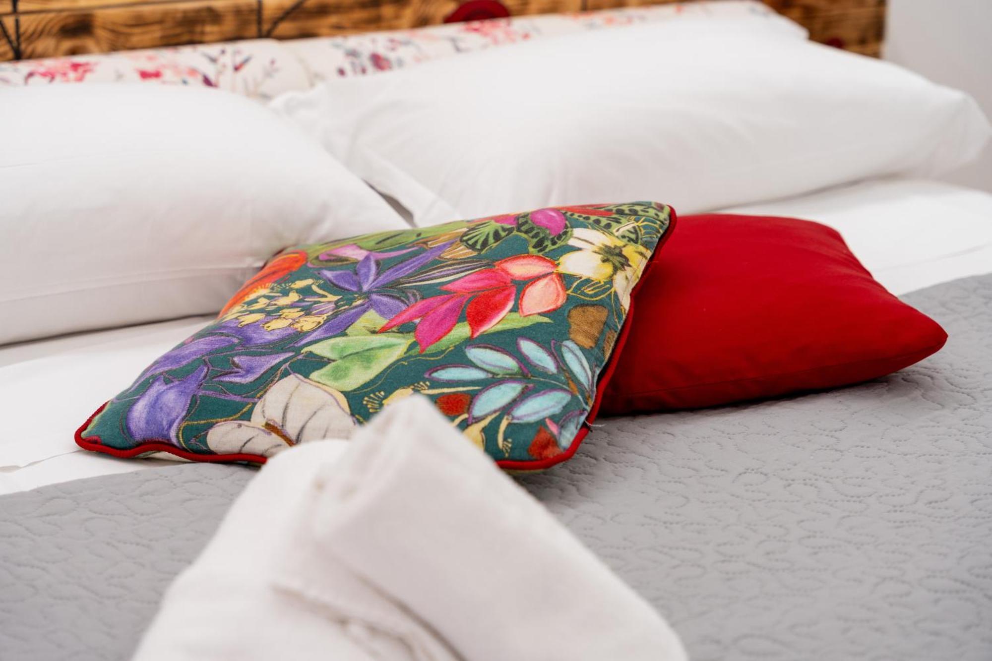 Bed and Breakfast Palazzo Nicolaus Del Borgo Antico à Bari Extérieur photo