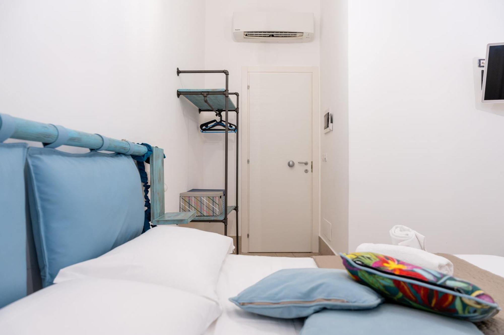 Bed and Breakfast Palazzo Nicolaus Del Borgo Antico à Bari Extérieur photo