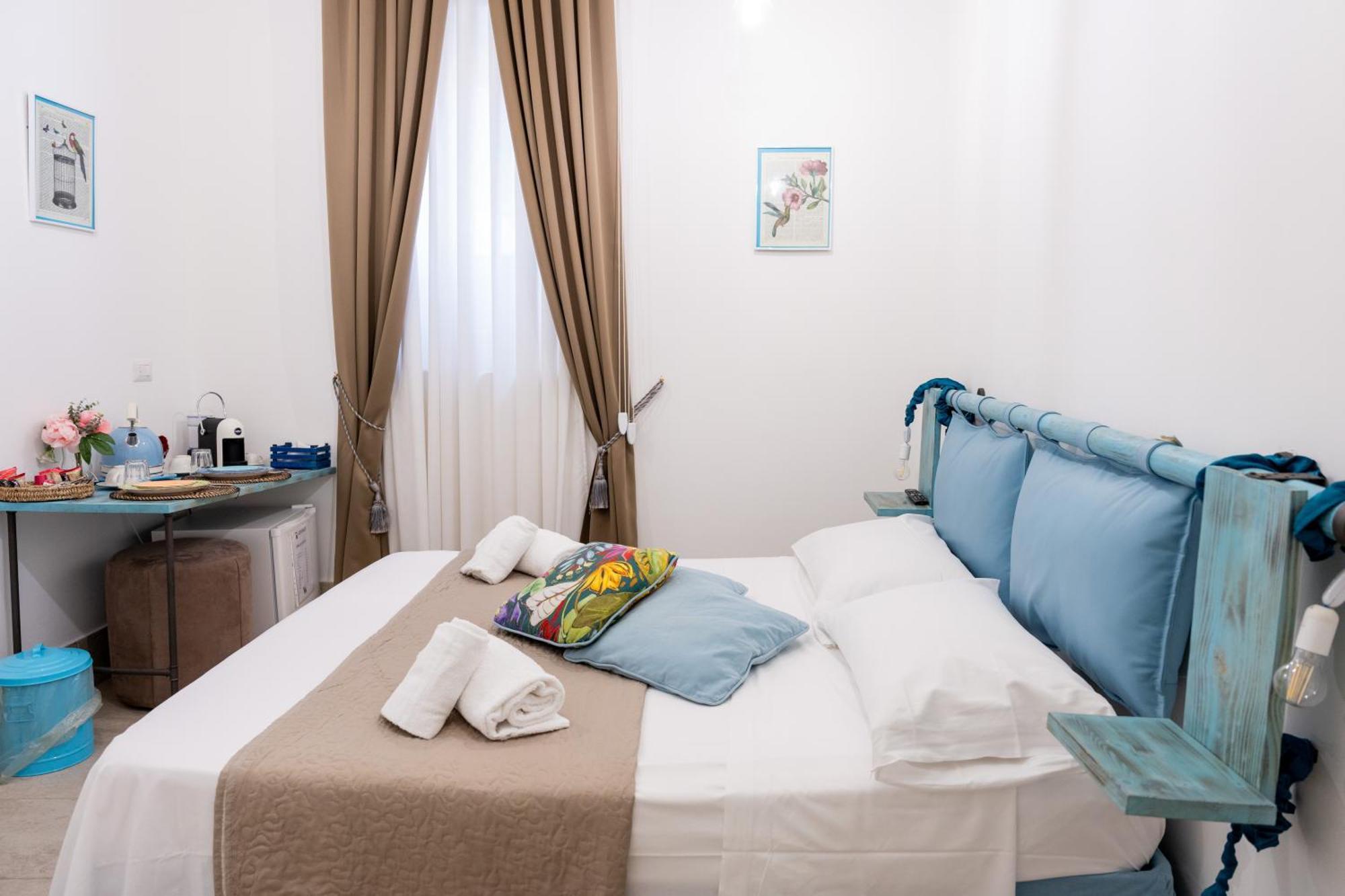 Bed and Breakfast Palazzo Nicolaus Del Borgo Antico à Bari Extérieur photo